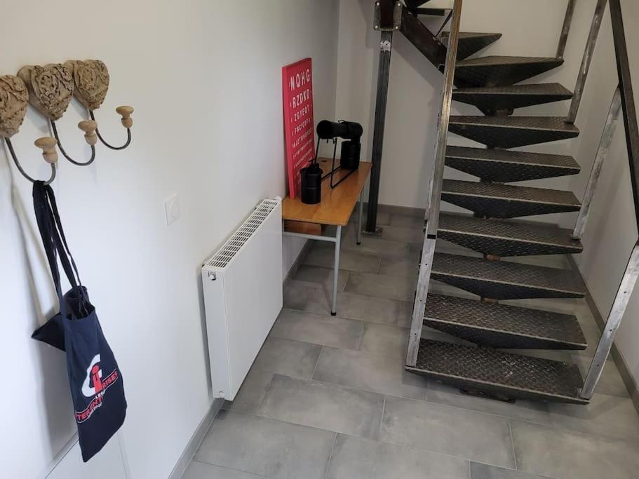 Changé Appartement Proche Circuit מראה חיצוני תמונה